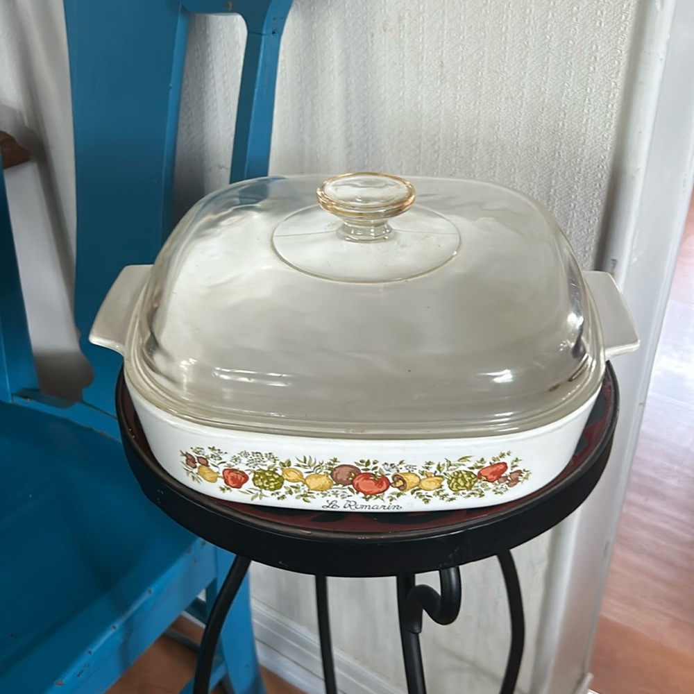 Vintage Spice of Life Corning Ware Covered Casserole Dish